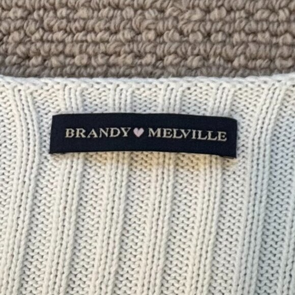 BOGO Brandy Melville Grace V-Neck Sweater - Picture 6 of 6